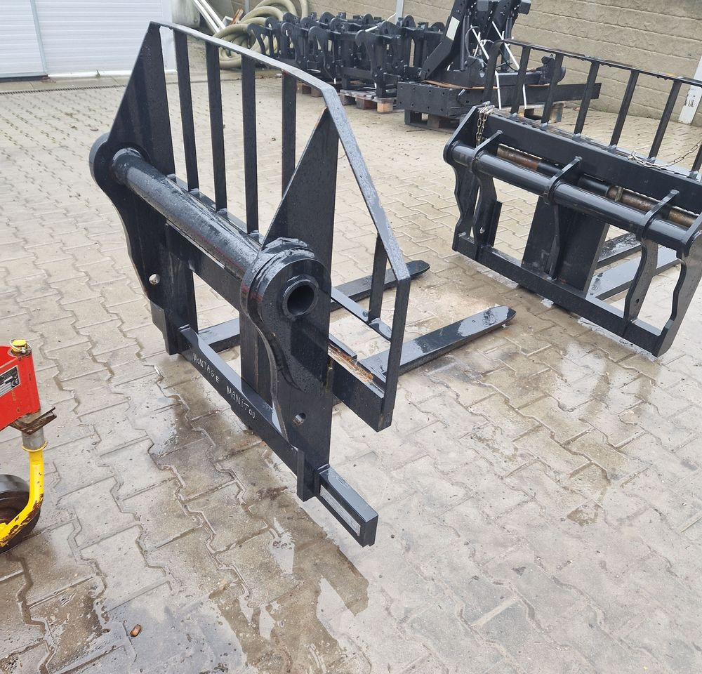 Ładowarka teleskopowa Manitou MLT MT MRT 2022 NOWE Widły do Palet MANITOU - Dakšas: foto 4 Ładowarka teleskopowa Manitou MLT MT MRT 2022 NOWE Widły do Palet MANITOU - Dakšas: foto 4