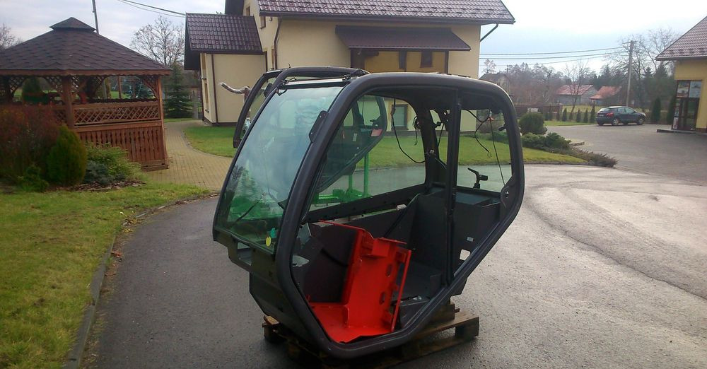 Kabīne - Iekraušanas tehnika Ładowarka teleskopowa Manitou MT, MLT 2005 Kabina do Manitou: foto 6
