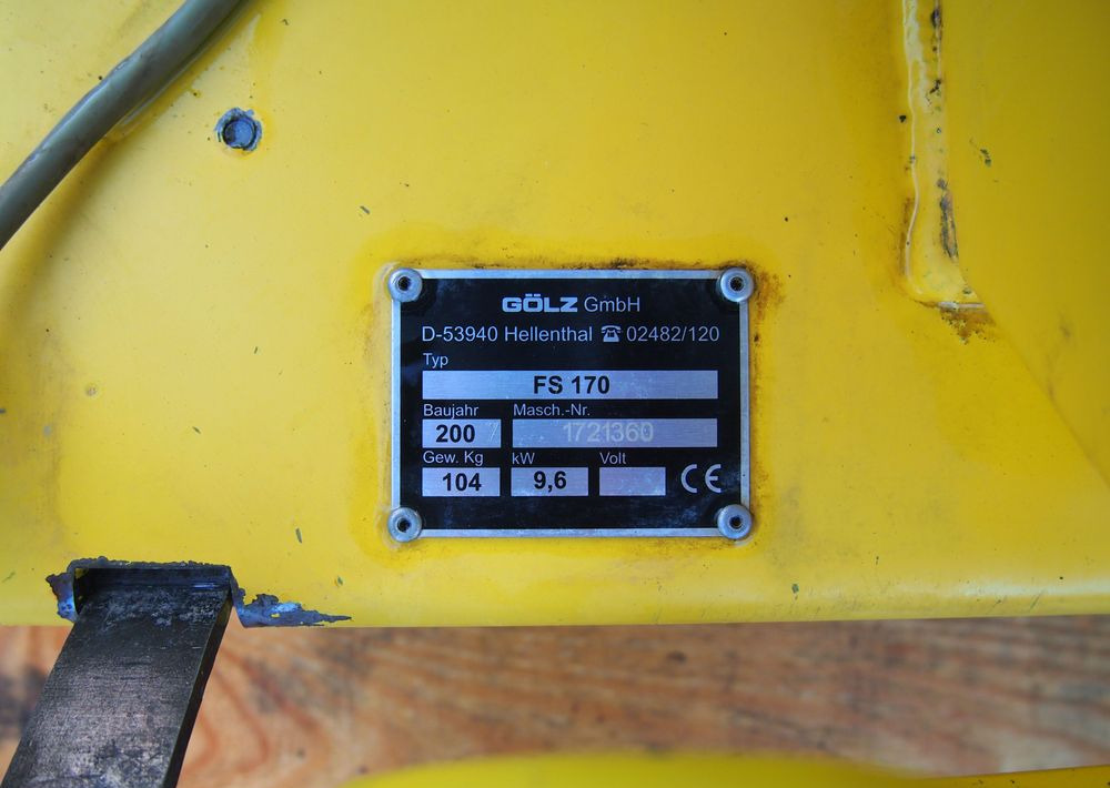 Piła do cięcia GOLZ FS 170 2006 PIŁA DO CIĘCIA asfaltu i betonu - Celtniecības maisītājs: foto 3 Piła do cięcia GOLZ FS 170 2006 PIŁA DO CIĘCIA asfaltu i betonu - Celtniecības maisītājs: foto 3