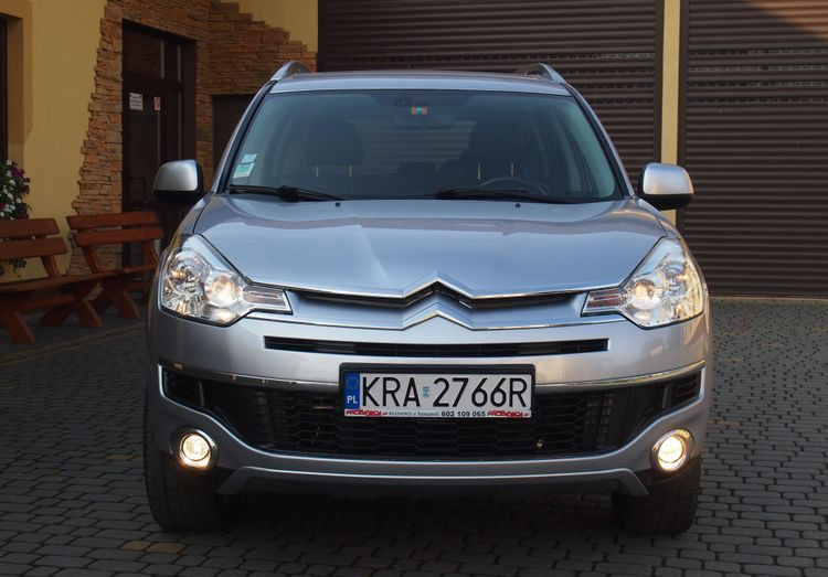 Samochód Citroen C-Crosser 2.2 HDI 2010 Samochód osobowy SUW 4x4 - Vieglā automašīna: foto 4 Samochód Citroen C-Crosser 2.2 HDI 2010 Samochód osobowy SUW 4x4 - Vieglā automašīna: foto 4