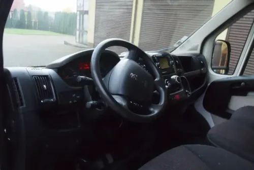Samochody dostawcze Peugeot Boxer 2015 - Kravas mikroautobuss: foto 5 Samochody dostawcze Peugeot Boxer 2015 - Kravas mikroautobuss: foto 5