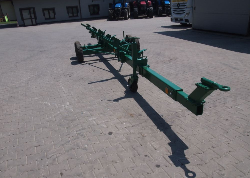 Wózek do kombajnu Claas 4-7m  Wózek pod heder zbożowy (tandem) - Hederu piekabe: foto 2 Wózek do kombajnu Claas 4-7m  Wózek pod heder zbożowy (tandem) - Hederu piekabe: foto 2