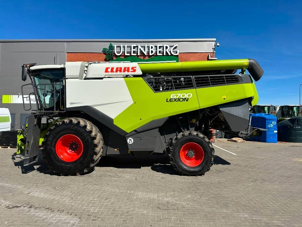 Claas Lexion 6700 - Labības kombains: foto 4 Claas Lexion 6700 - Labības kombains: foto 4