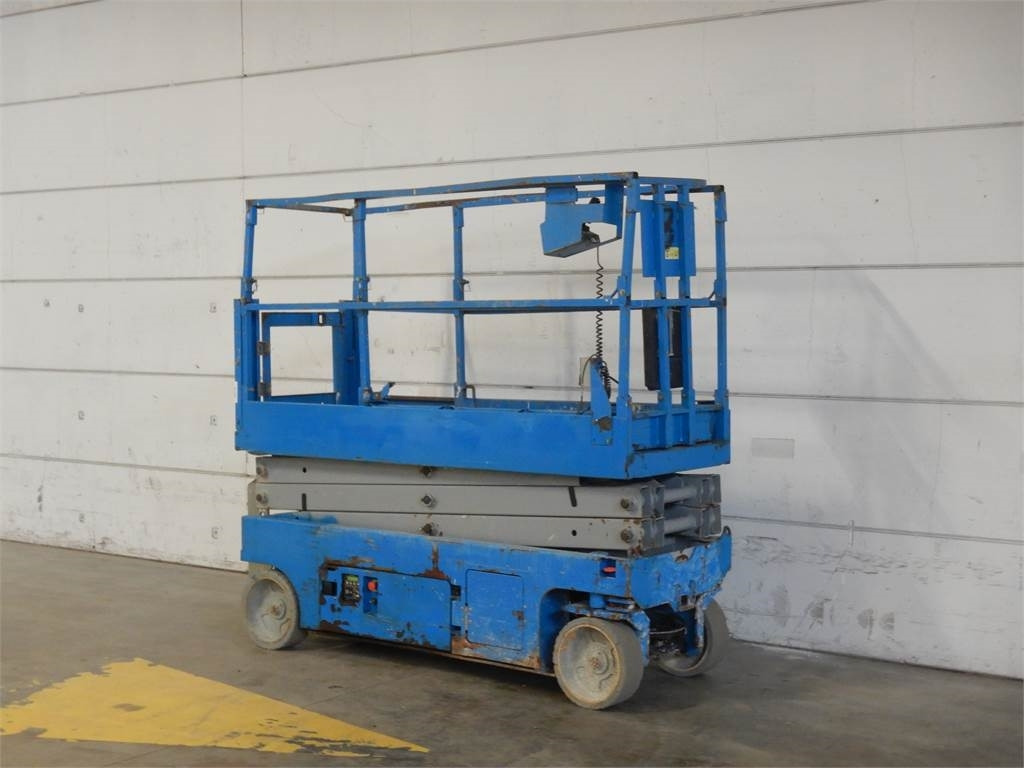 Genie GS2032 - Šķērveida pacēlājs: foto 2 Genie GS2032 - Šķērveida pacēlājs: foto 2