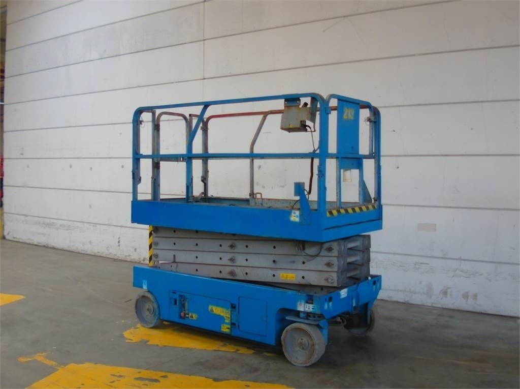 Genie GS2646 - Šķērveida pacēlājs: foto 2 Genie GS2646 - Šķērveida pacēlājs: foto 2