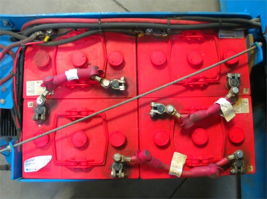 Genie GS2646 - Šķērveida pacēlājs: foto 4 Genie GS2646 - Šķērveida pacēlājs: foto 4