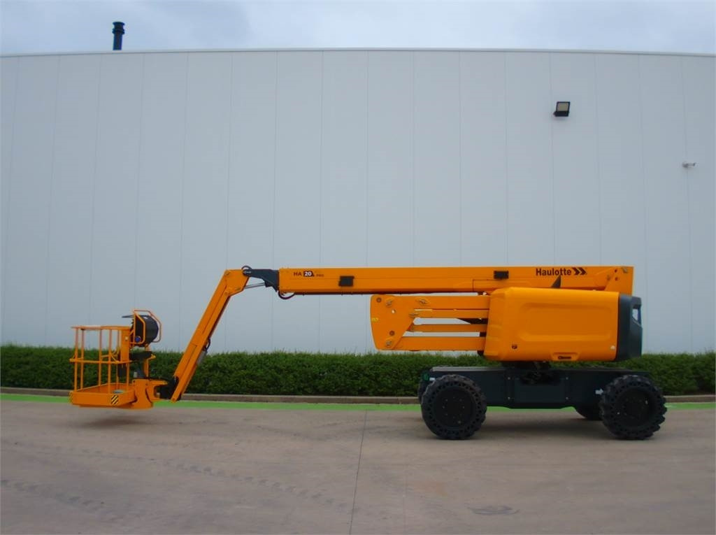 Haulotte HA20RTJ Pro - Izlices pacēlājs: foto 1 Haulotte HA20RTJ Pro - Izlices pacēlājs: foto 1