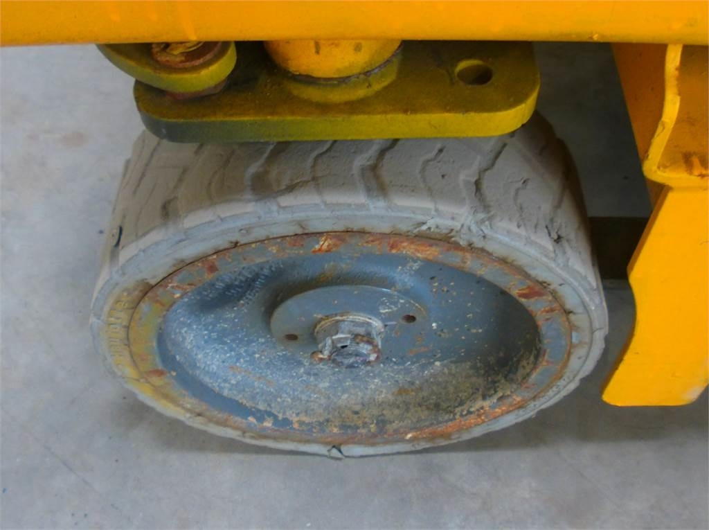 Šķērveida pacēlājs Haulotte Optimum 8AC: foto 12 Šķērveida pacēlājs Haulotte Optimum 8AC: foto 12