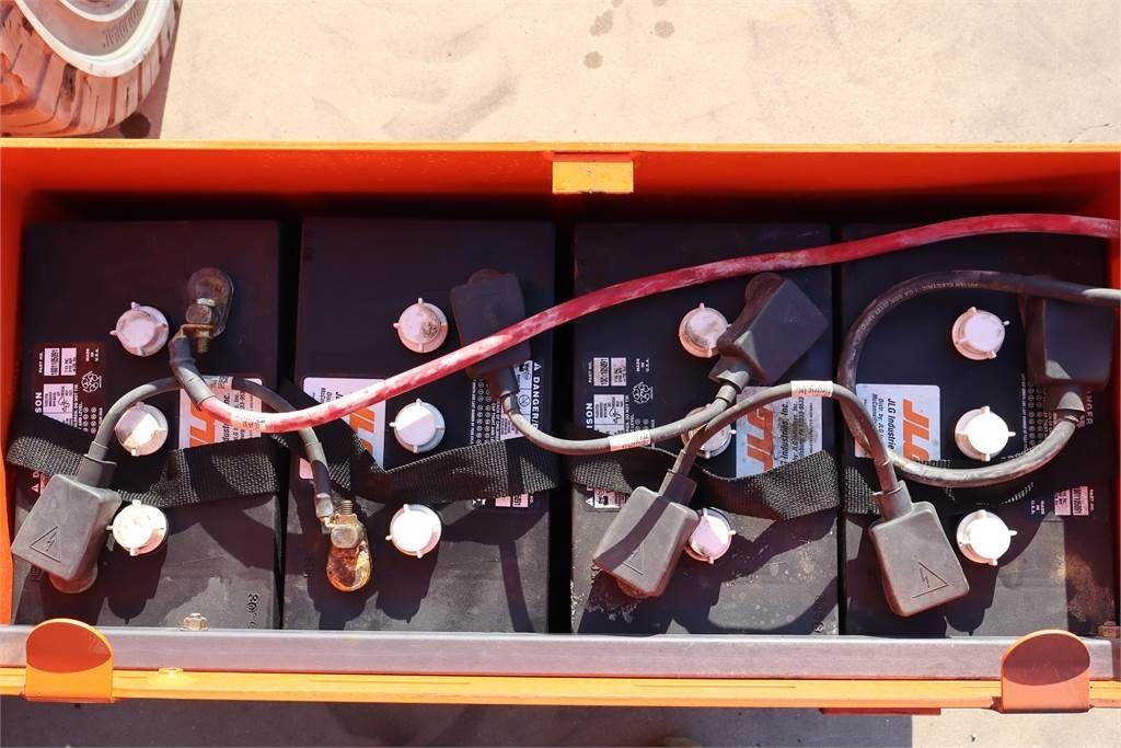 JLG E300AJP - Izlices pacēlājs: foto 5 JLG E300AJP - Izlices pacēlājs: foto 5