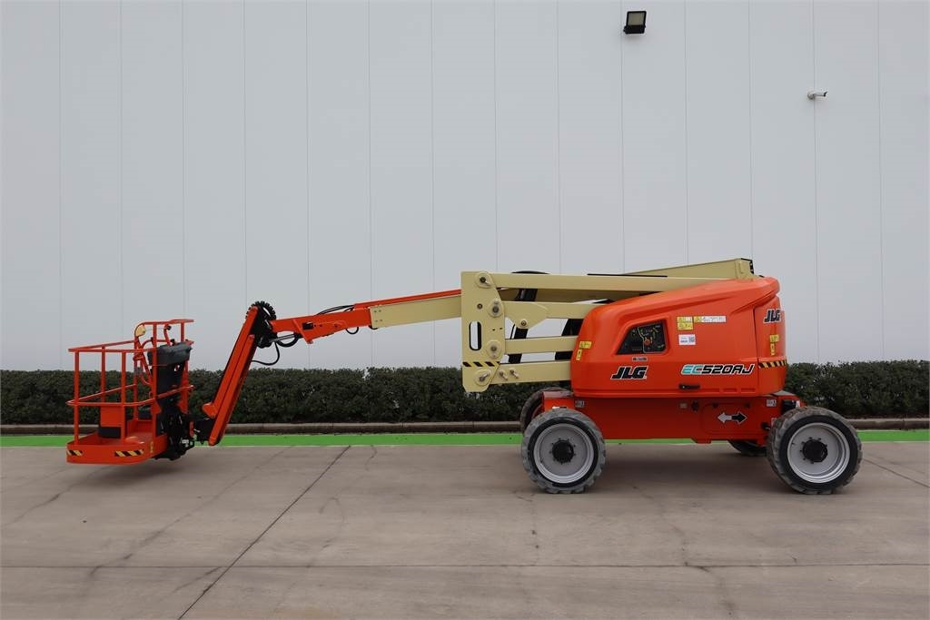 JLG EC 520AJ - Izlices pacēlājs: foto 1 JLG EC 520AJ - Izlices pacēlājs: foto 1