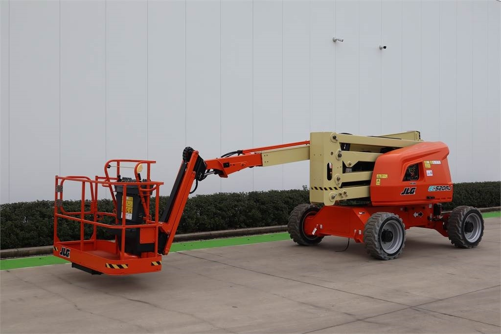 JLG EC 520AJ - Izlices pacēlājs: foto 2 JLG EC 520AJ - Izlices pacēlājs: foto 2