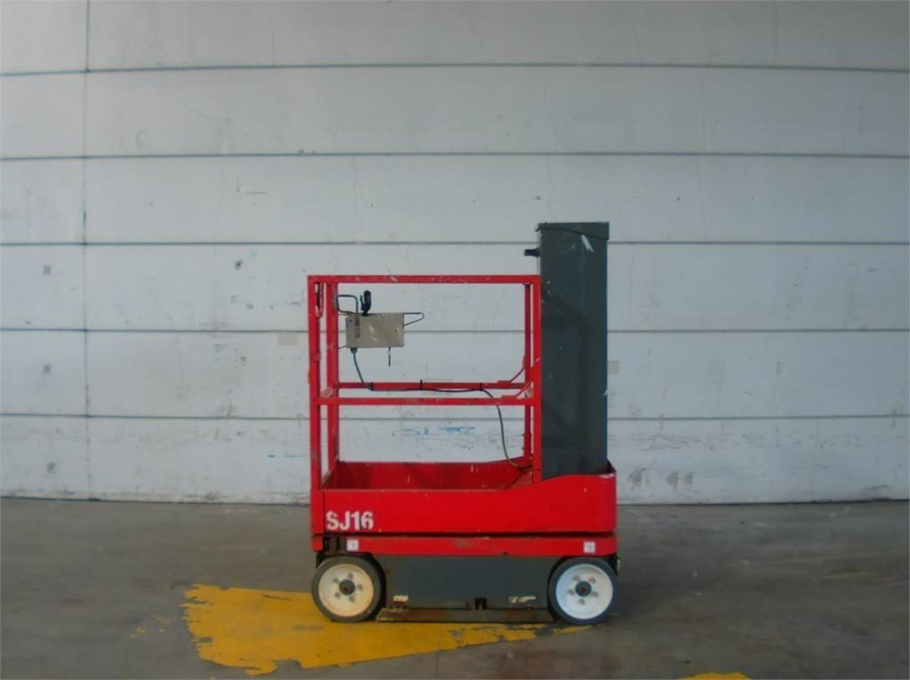 SkyJack SJ16 - Torņa pacēlājs: foto 1 SkyJack SJ16 - Torņa pacēlājs: foto 1