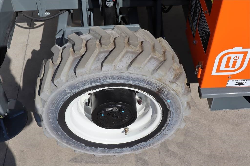 Šķērveida pacēlājs Snorkel S3370RTE: foto 12