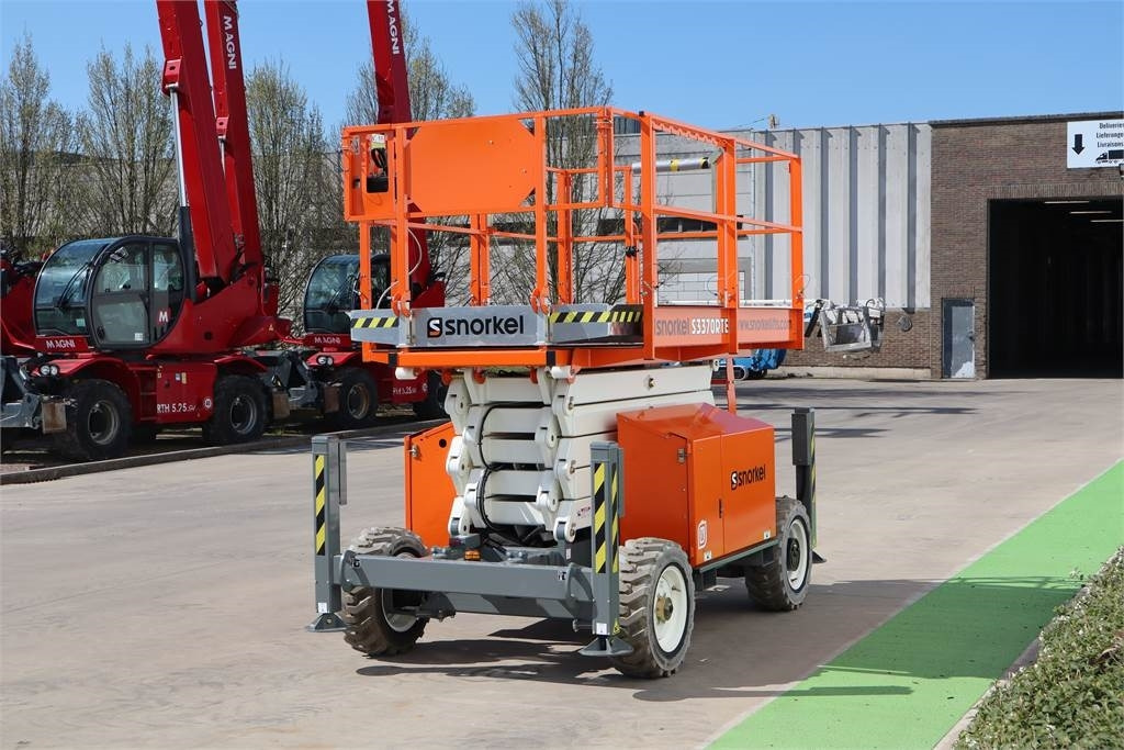 Snorkel S3370RTE - Šķērveida pacēlājs: foto 4 Snorkel S3370RTE - Šķērveida pacēlājs: foto 4