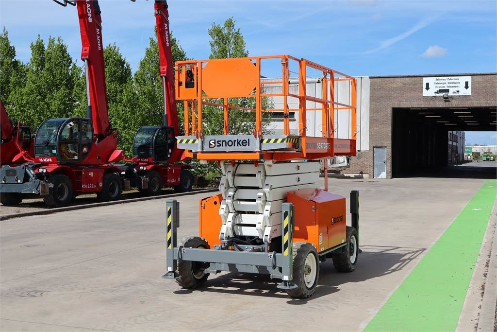 Snorkel S3970RTE - Šķērveida pacēlājs: foto 4 Snorkel S3970RTE - Šķērveida pacēlājs: foto 4