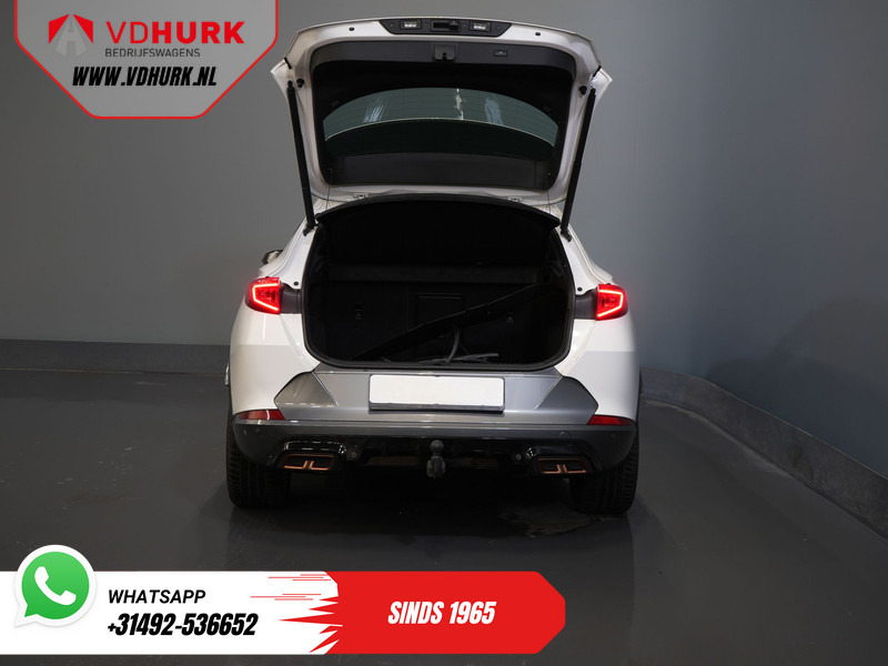 CUPRA Formentor 1.4 e-Hybrid 245 pk VZ Performance Matrix/ Pano/ Adapt.Cruise/ Elek.Trekhaak/ Mem.Stoel/ Leder/ Elek. Klep/ Navi/ Stoelverw./ St - SUV: foto 5 CUPRA Formentor 1.4 e-Hybrid 245 pk VZ Performance Matrix/ Pano/ Adapt.Cruise/ Elek.Trekhaak/ Mem.Stoel/ Leder/ Elek. Klep/ Navi/ Stoelverw./ St - SUV: foto 5