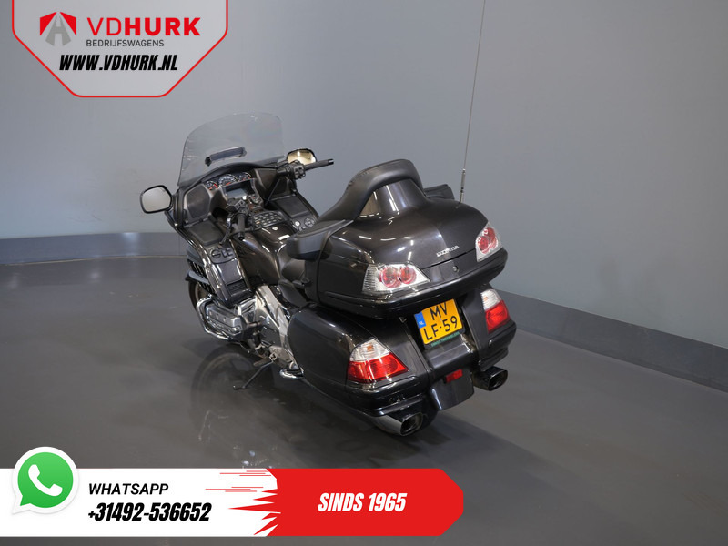 Honda GL 1800 Gold Wing MARGE/ Koffers/ Cruise/ Topkoffer/ Navi/ Radio - Motocikls: foto 5 Honda GL 1800 Gold Wing MARGE/ Koffers/ Cruise/ Topkoffer/ Navi/ Radio - Motocikls: foto 5
