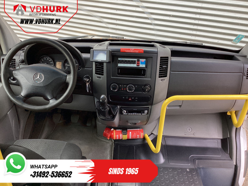 Mercedes-Benz Sprinter 313 2.2 CDI L2H2 € 10.164 Incl. BTW EXPORT ONLY Combi/ 9 Persoons/ Kombi/ 9P/ Airco/ Rolstoellift - Vieglā automašīna: foto 3 Mercedes-Benz Sprinter 313 2.2 CDI L2H2 € 10.164 Incl. BTW EXPORT ONLY Combi/ 9 Persoons/ Kombi/ 9P/ Airco/ Rolstoellift - Vieglā automašīna: foto 3