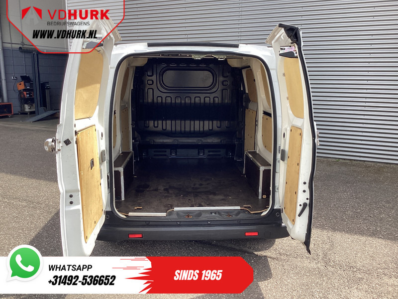 Nissan E-NV200 Van Business 40 kWh EXPORT ONLY 200km WLTP Snellader/ Climate/ Camera/ Cruise - Kravas mikroautobuss, Elektriskais furgons: foto 5 Nissan E-NV200 Van Business 40 kWh EXPORT ONLY 200km WLTP Snellader/ Climate/ Camera/ Cruise - Kravas mikroautobuss, Elektriskais furgons: foto 5