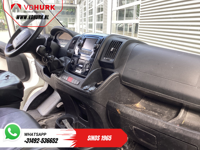 Peugeot Boxer 2.0 HDI 130 pk L2H2 EXPORT ONLY Gev.Stoel/ Climate/ Navi/ Camera/ Cruise/ Trekhaak - Mazs furgons: foto 3 Peugeot Boxer 2.0 HDI 130 pk L2H2 EXPORT ONLY Gev.Stoel/ Climate/ Navi/ Camera/ Cruise/ Trekhaak - Mazs furgons: foto 3