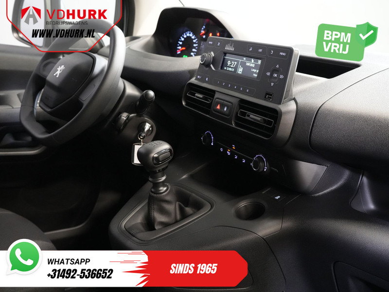 Peugeot Partner 1.2 Turbo 110 pk BPM VRIJ/ BENZINE/ PDC/ Cruise/ Airco - Mazs furgons: foto 3 Peugeot Partner 1.2 Turbo 110 pk BPM VRIJ/ BENZINE/ PDC/ Cruise/ Airco - Mazs furgons: foto 3