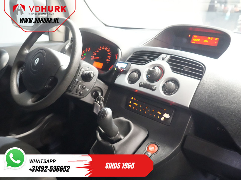 Renault Kangoo Express 1.5 dCi 90 pk EXPORT ONLY Inrichting/ Cruise/ PDC/ Airco/ Trekhaak - Mazs furgons: foto 3 Renault Kangoo Express 1.5 dCi 90 pk EXPORT ONLY Inrichting/ Cruise/ PDC/ Airco/ Trekhaak - Mazs furgons: foto 3
