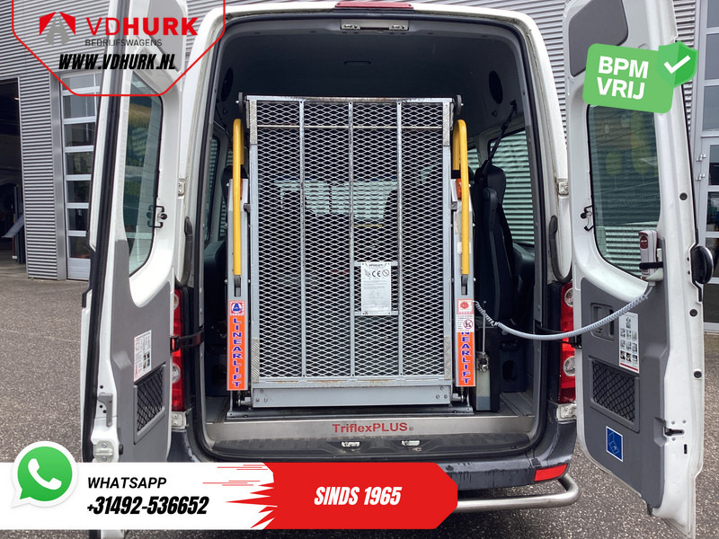 Volkswagen Crafter 35 2.0 TDI L3H2 EXPORT ONLY! €9.559 incl BTW/BPM Rolstoellift/ 9 Pers/ 9P/ Sidebars/ Rearbar/ Airco - Mikroautobuss, Pasažieru furgons: foto 5 Volkswagen Crafter 35 2.0 TDI L3H2 EXPORT ONLY! €9.559 incl BTW/BPM Rolstoellift/ 9 Pers/ 9P/ Sidebars/ Rearbar/ Airco - Mikroautobuss, Pasažieru furgons: foto 5