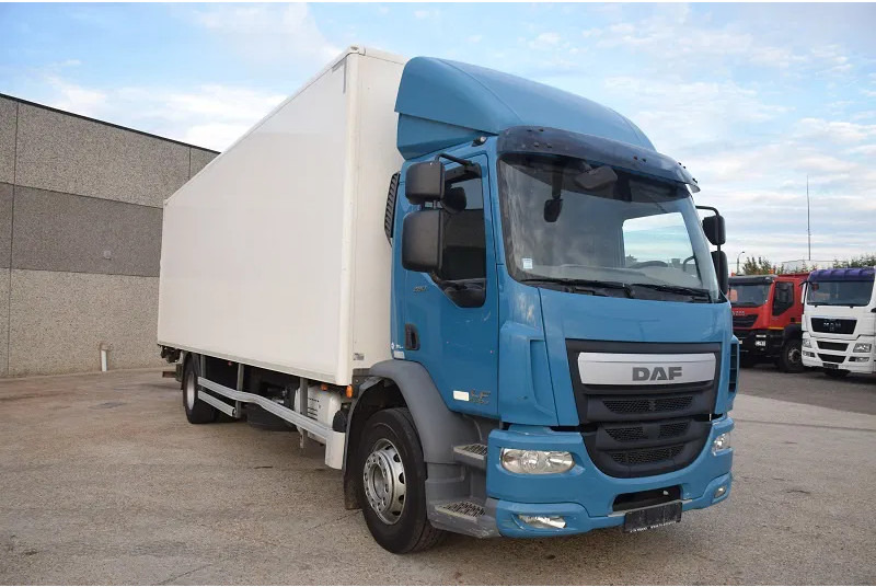 DAF LF 280 - Kravas automašīna ar slēgto virsbūvi: foto 5 DAF LF 280 - Kravas automašīna ar slēgto virsbūvi: foto 5