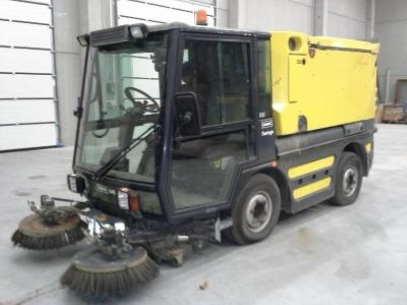 Diversen SCHMIDT SWING 240 - Ielu tīrīšanas mašīna: foto 1 Diversen SCHMIDT SWING 240 - Ielu tīrīšanas mašīna: foto 1