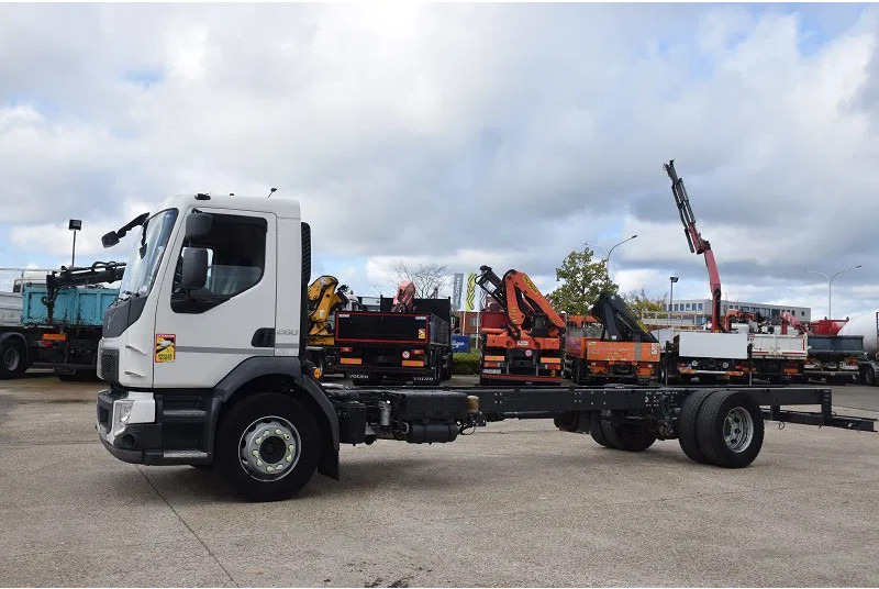 Diversen Volvo FL280 - Šasija kravas automašīna: foto 4 Diversen Volvo FL280 - Šasija kravas automašīna: foto 4