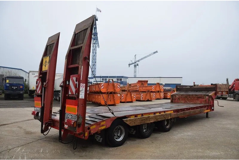 Gheysen en Verpoort 3 assen 47 Ton - Puspiekabe zema profila platforma: foto 3 Gheysen en Verpoort 3 assen 47 Ton - Puspiekabe zema profila platforma: foto 3