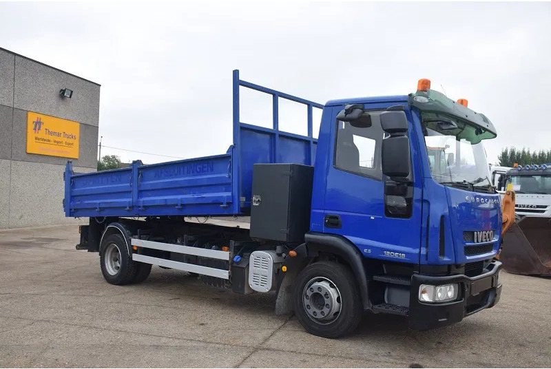 Iveco EuroCargo 120 - Kravas automašīna pašizgāzējs: foto 4 Iveco EuroCargo 120 - Kravas automašīna pašizgāzējs: foto 4