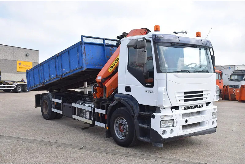Iveco Stralis 270 - Kravas automašīna pašizgāzējs: foto 1 Iveco Stralis 270 - Kravas automašīna pašizgāzējs: foto 1