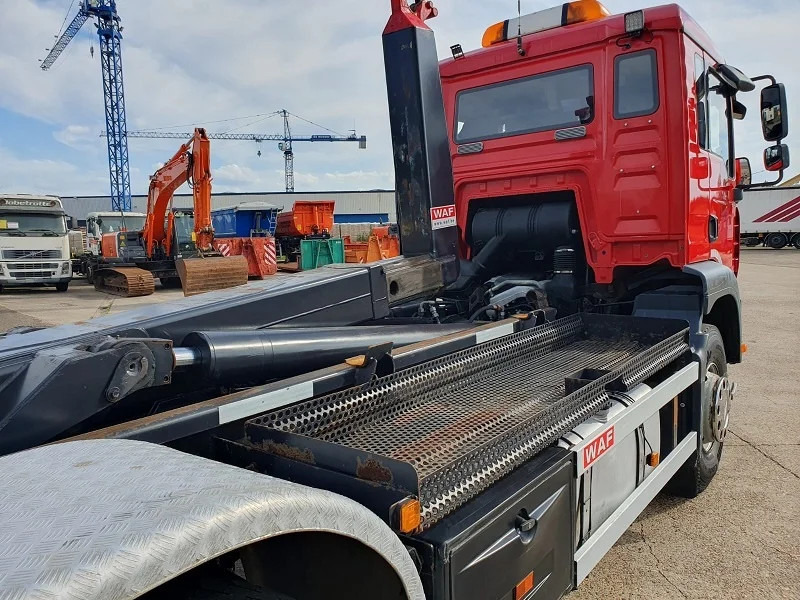 MAN TGA 28.390 - Pacēlājs ar āķi: foto 5 MAN TGA 28.390 - Pacēlājs ar āķi: foto 5