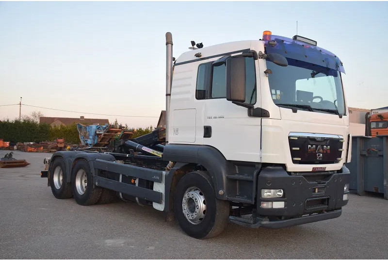 MAN TGS 26.400 - Pacēlājs ar āķi: foto 3 MAN TGS 26.400 - Pacēlājs ar āķi: foto 3