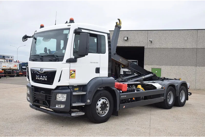 MAN TGS 26.460 - Pacēlājs ar āķi: foto 1 MAN TGS 26.460 - Pacēlājs ar āķi: foto 1