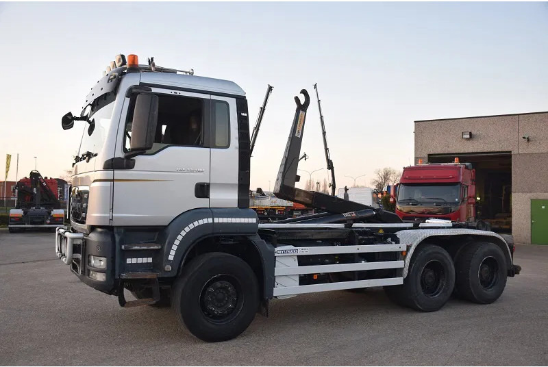 MAN TGS 33.400 - Pacēlājs ar āķi: foto 3 MAN TGS 33.400 - Pacēlājs ar āķi: foto 3