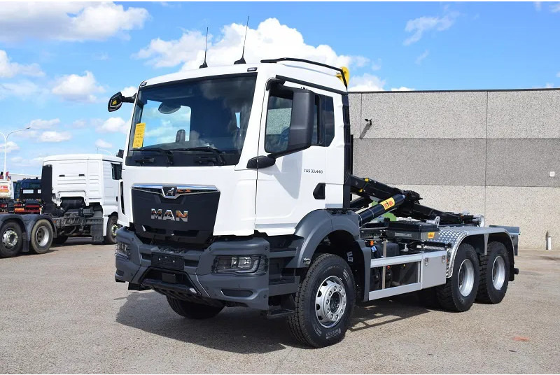 MAN TGS 33.440 - Pacēlājs ar āķi: foto 2 MAN TGS 33.440 - Pacēlājs ar āķi: foto 2