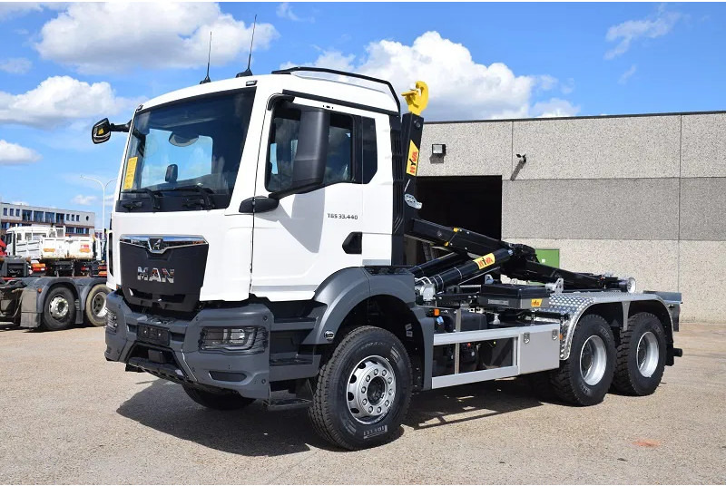 MAN TGS 33.440 - Pacēlājs ar āķi: foto 1 MAN TGS 33.440 - Pacēlājs ar āķi: foto 1