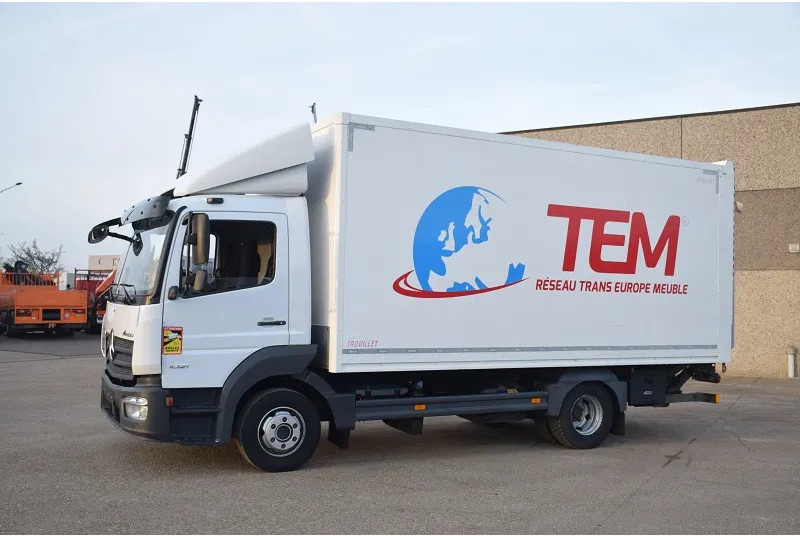 Mercedes-Benz Atego 1021 - Kravas automašīna ar slēgto virsbūvi: foto 3 Mercedes-Benz Atego 1021 - Kravas automašīna ar slēgto virsbūvi: foto 3