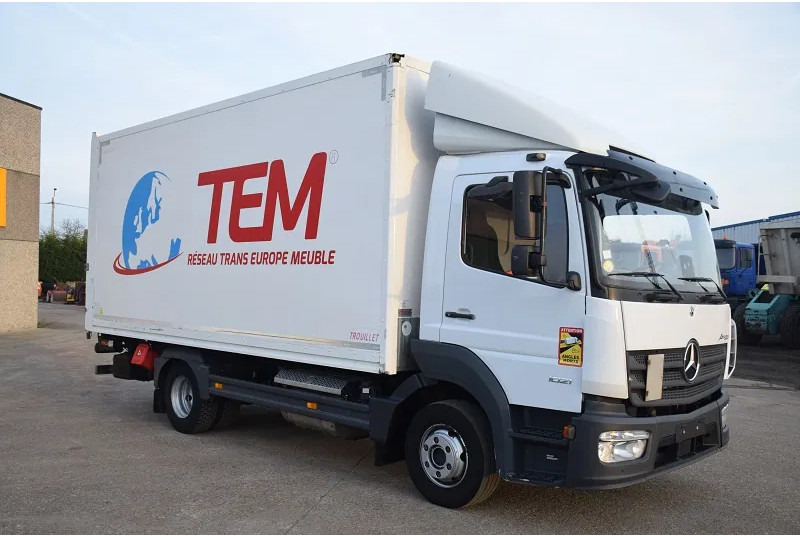 Mercedes-Benz Atego 1021 - Kravas automašīna ar slēgto virsbūvi: foto 5 Mercedes-Benz Atego 1021 - Kravas automašīna ar slēgto virsbūvi: foto 5