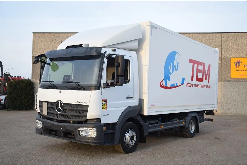 Mercedes-Benz Atego 1021 - Kravas automašīna ar slēgto virsbūvi: foto 2 Mercedes-Benz Atego 1021 - Kravas automašīna ar slēgto virsbūvi: foto 2
