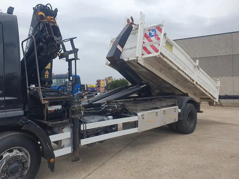 Mercedes-Benz Atego 1928 - Kravas auto ar manipulatoru: foto 4 Mercedes-Benz Atego 1928 - Kravas auto ar manipulatoru: foto 4