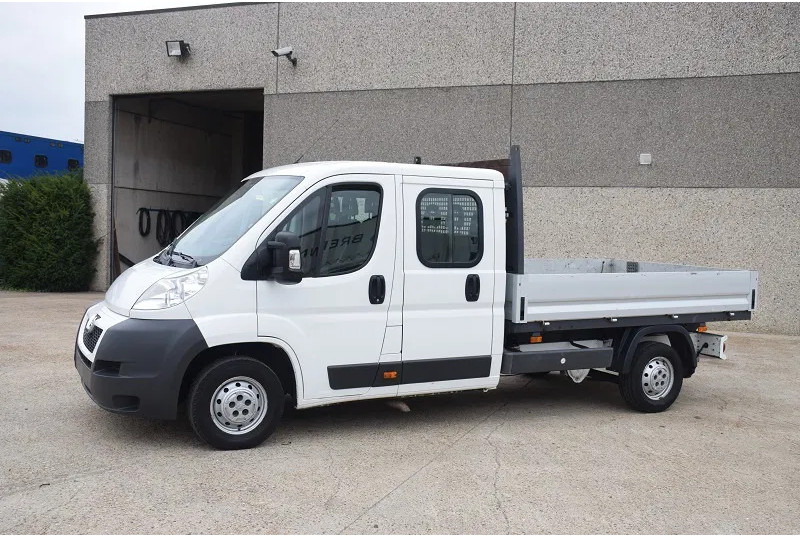 Peugeot Boxer 2.2 L -130 pk - - Automašīna ar kravas platformu, Kravas-pasažieru furgons: foto 3 Peugeot Boxer 2.2 L -130 pk - - Automašīna ar kravas platformu, Kravas-pasažieru furgons: foto 3