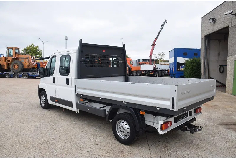 Peugeot Boxer 2.2 L -130 pk - - Automašīna ar kravas platformu, Kravas-pasažieru furgons: foto 4 Peugeot Boxer 2.2 L -130 pk - - Automašīna ar kravas platformu, Kravas-pasažieru furgons: foto 4