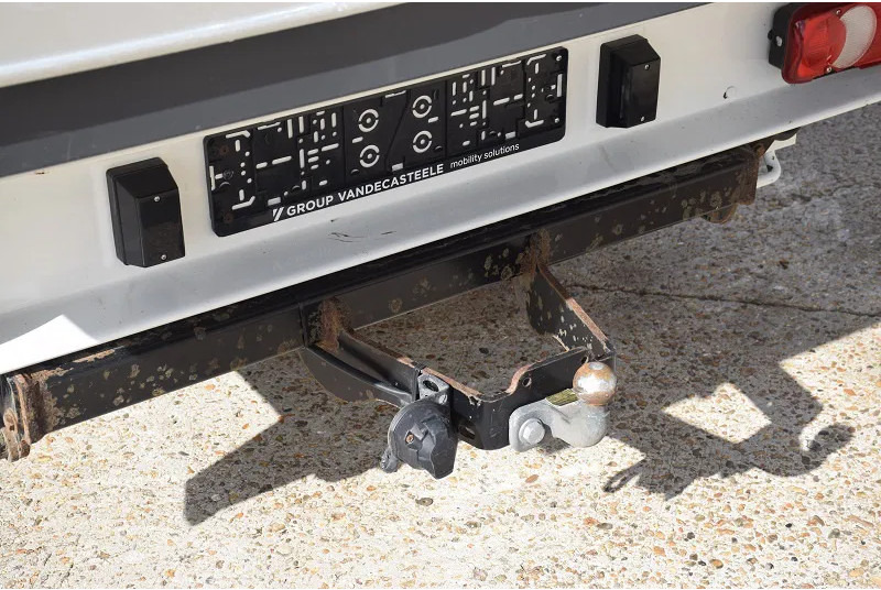 Automašīna ar kravas platformu, Kravas-pasažieru furgons Peugeot Boxer BOXER 2.0 L -130 pk -L4: foto 11