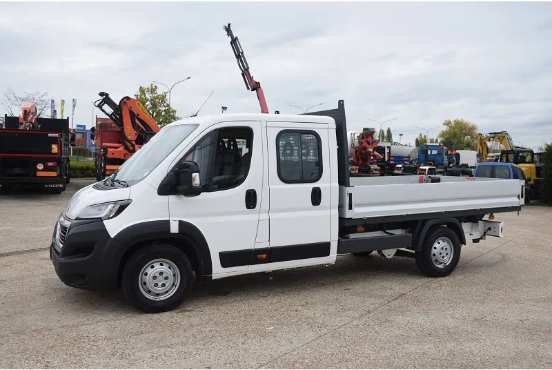 Peugeot Boxer - Automašīna ar kravas platformu, Kravas-pasažieru furgons: foto 3 Peugeot Boxer - Automašīna ar kravas platformu, Kravas-pasažieru furgons: foto 3