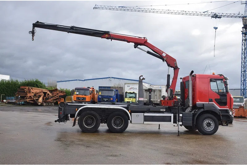 Renault Lander 430 - Pacēlājs ar āķi: foto 4 Renault Lander 430 - Pacēlājs ar āķi: foto 4