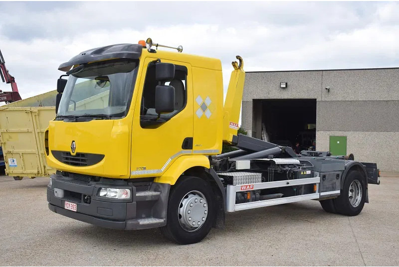 Renault Midlum 270 - Pacēlājs ar āķi: foto 1 Renault Midlum 270 - Pacēlājs ar āķi: foto 1