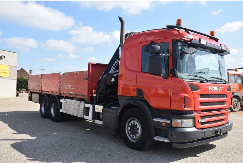 Scania P 380 HIAB 222 C - Kravas auto ar manipulatoru: foto 3 Scania P 380 HIAB 222 C - Kravas auto ar manipulatoru: foto 3